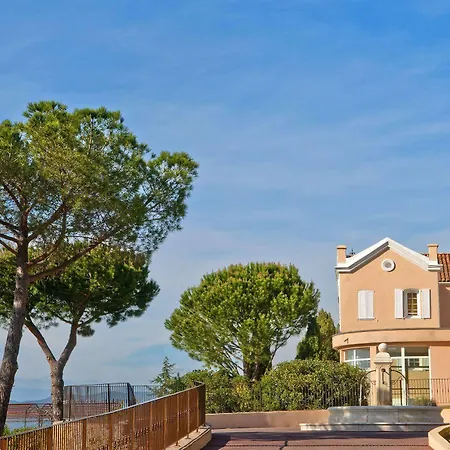 Hotel Village Club Miléade Roquebrune/argens 3*